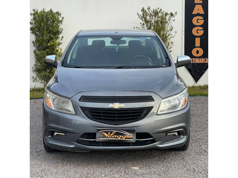 CHEVROLET - PRISMA - 2016/2017 - Cinza - R$ 46.900,00