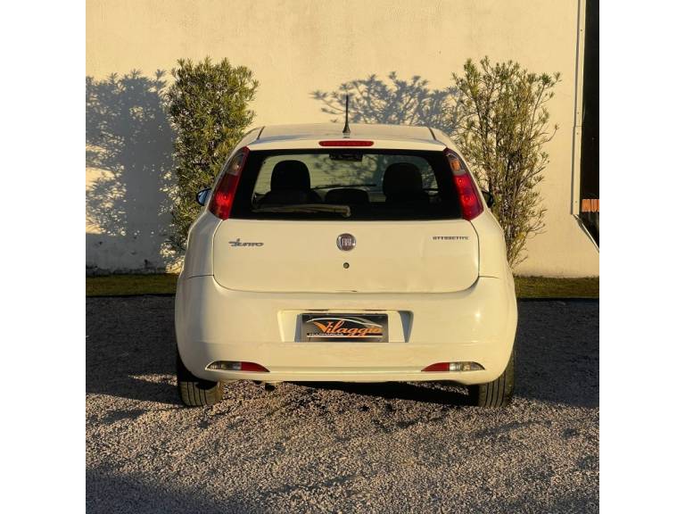 FIAT - PUNTO - 2011/2011 - Branca - R$ 23.900,00