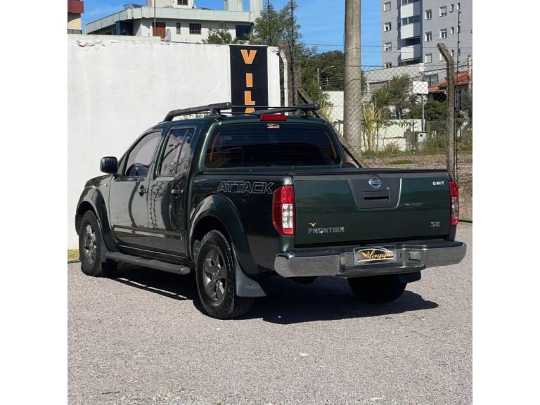 NISSAN - FRONTIER - 2012/2013 - Verde - R$ 94.900,00