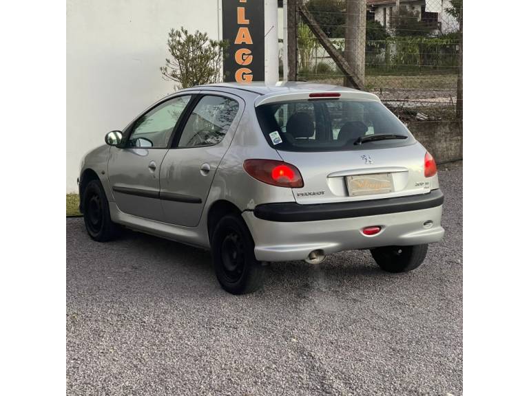 PEUGEOT - 206 - 2008/2008 - Prata - R$ 9.900,00