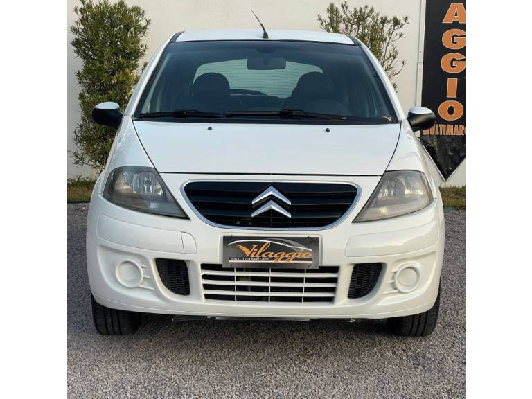 CITROËN - C3 - 2011/2012 - Branca - R$ 28.900,00