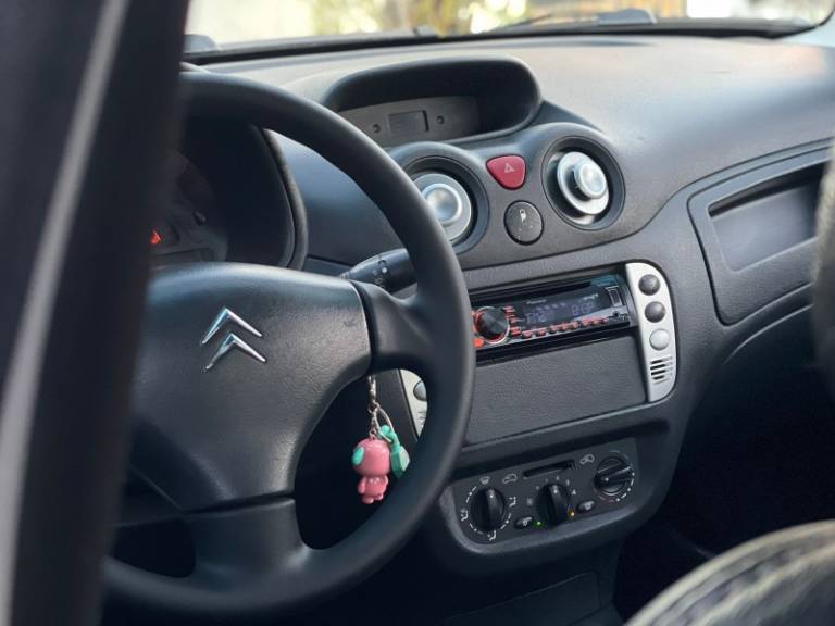 CITROËN - C3 - 2011/2012 - Branca - R$ 28.900,00