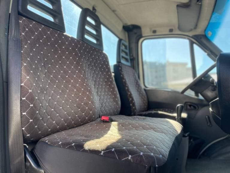 IVECO - DAILY - 2011/2012 - Branca - R$ 129.900,00