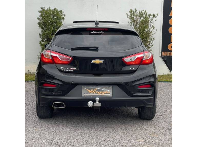 CHEVROLET - CRUZE - 2018/2019 - Preta - R$ 105.900,00