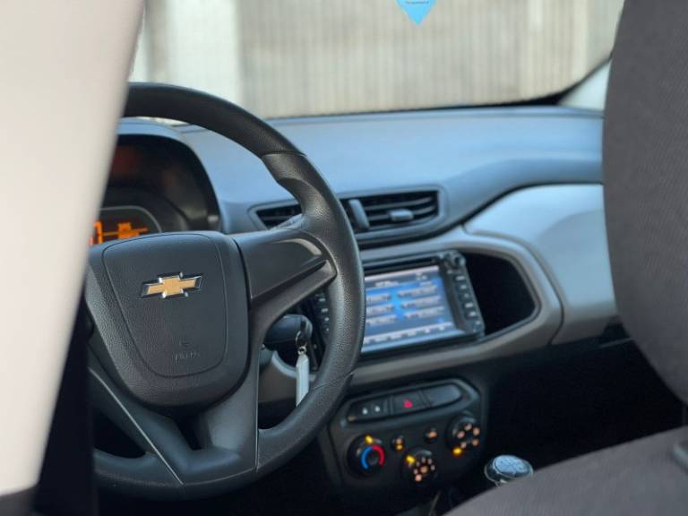 CHEVROLET - PRISMA - 2016/2017 - Cinza - R$ 46.900,00