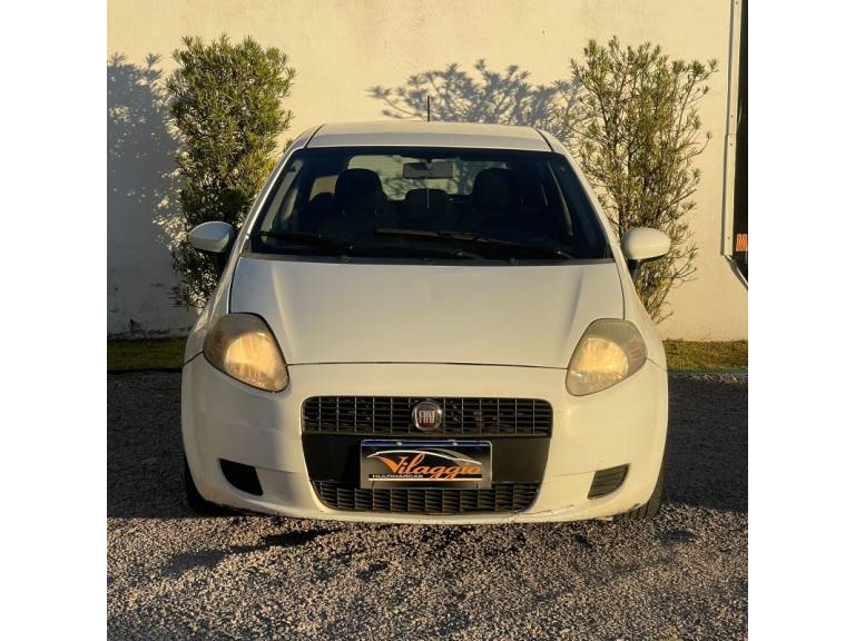FIAT - PUNTO - 2011/2011 - Branca - R$ 23.900,00