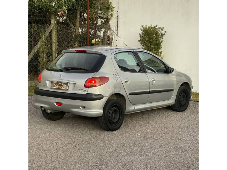PEUGEOT - 206 - 2008/2008 - Prata - R$ 9.900,00