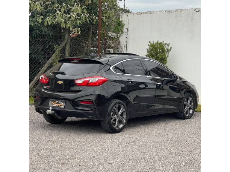 CHEVROLET - CRUZE - 2018/2019 - Preta - R$ 105.900,00