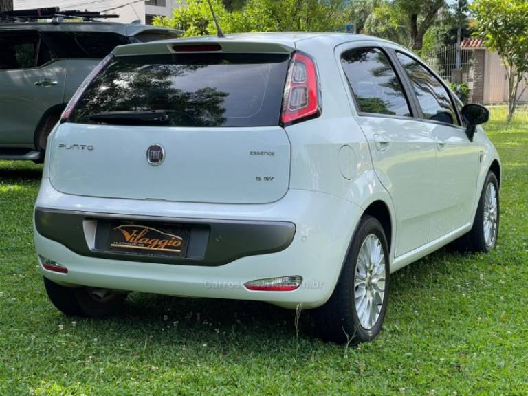 FIAT - PUNTO - 2014/2015 - Branca - R$ 45.900,00